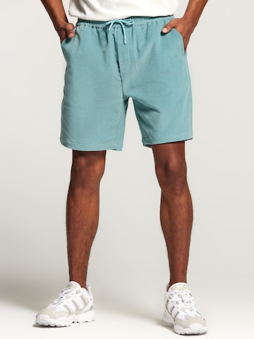 Shiwi Regular Shorts 'REED' in Blau: predná strana