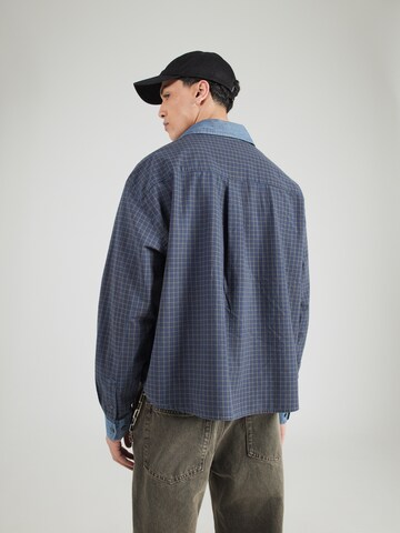 Comfort fit Camicia 'Fabian' di WEEKDAY in blu