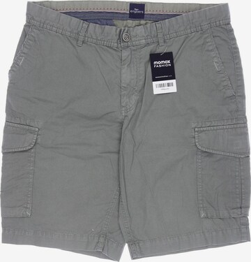 Engbers Shorts in 34 in Green: front