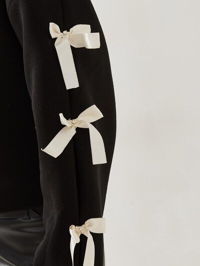 Bianco Lucci Sweater majica veličine S u crna / prljavo bijela, Pregled proizvoda