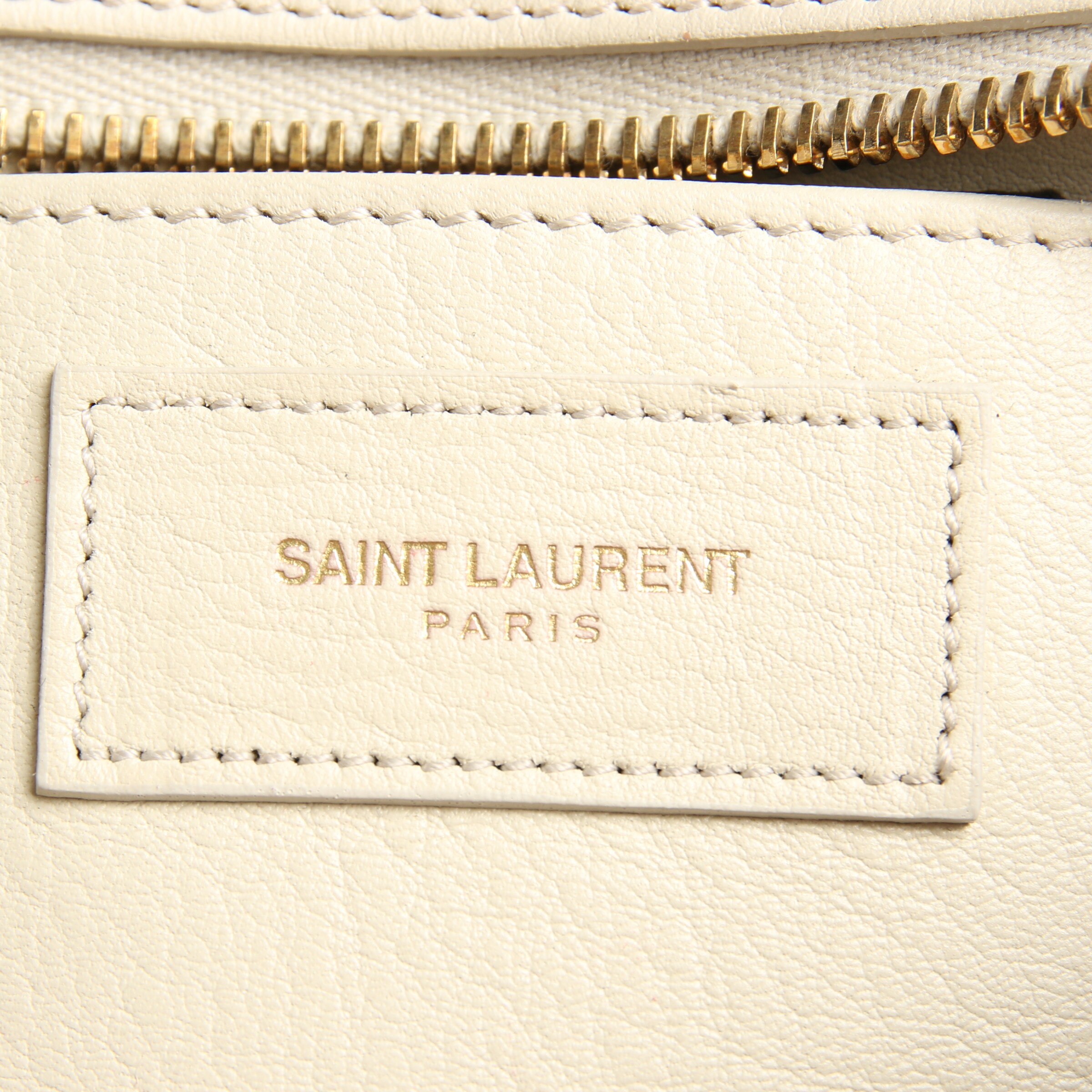 Saint Laurent Bag in One size in White