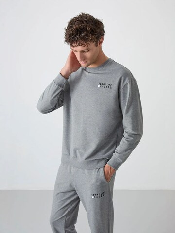 Survêtement Tommy Life en gris