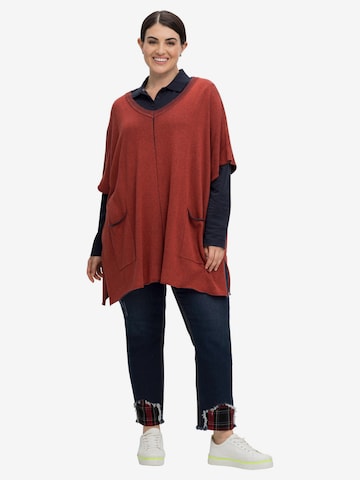 SHEEGO Oversized Sweater in Red
