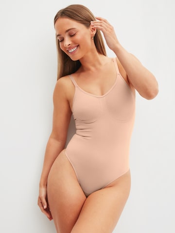 Body modellante 'Seamless Shape' di CALIDA in rosa