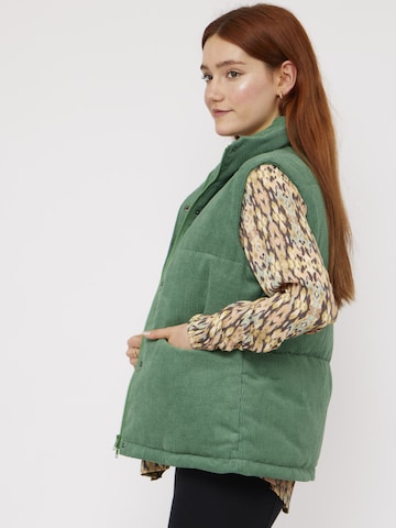 VICCI Germany Vest in Green