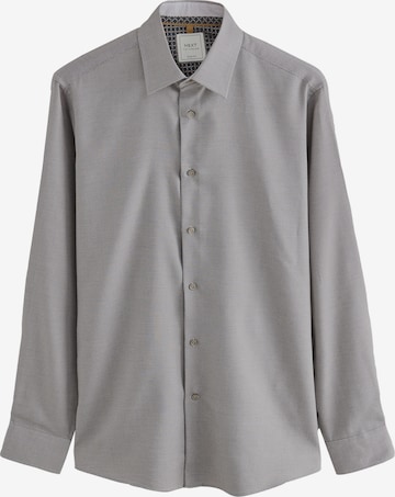 Coupe slim Chemise Next en gris : devant