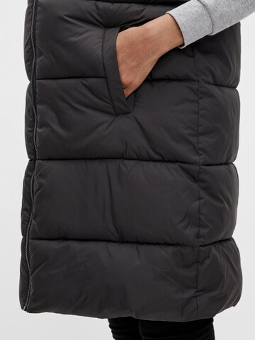 Gilet 'Ursa' MAMALICIOUS en noir