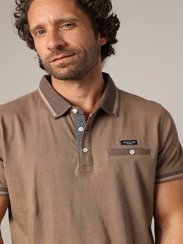 T-Shirt 'Drex' Deeluxe en marron
