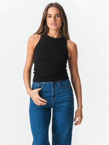 TEESHOPPEN Top ' Ribbed ' in Schwarz: Vorderseite