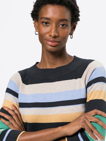 Thought Sweater in Mixed colors