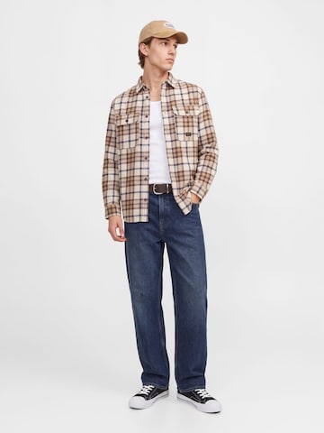 JACK & JONES Comfort fit Overhemd 'Bluivy' in Bruin
