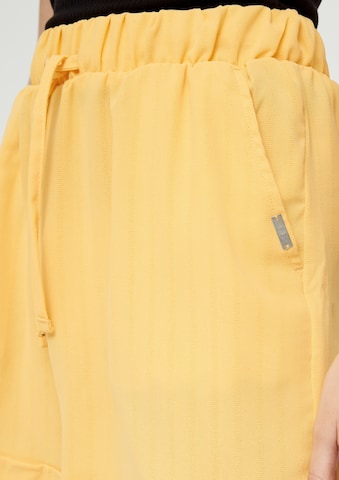 QS - Regular Calças em amarelo