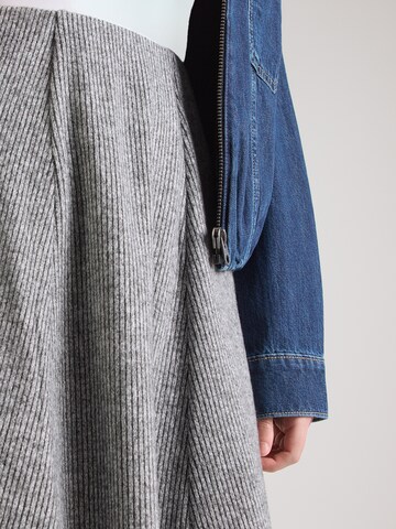 ABOUT YOU Szoknyák 'Janneke' - szürke