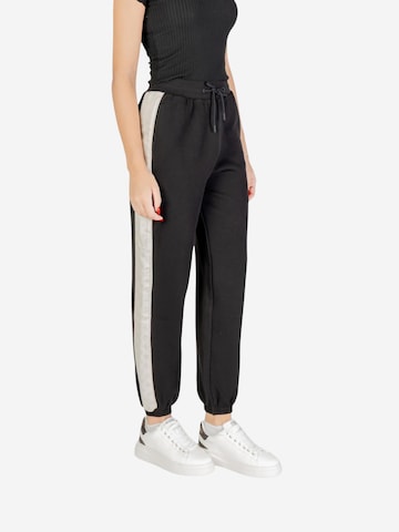 regular Pantaloni sportivi 'MARYELLA JOGGER V5YB02 KB3P2' di GUESS in nero