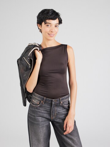 WEEKDAY Top 'Annie' in Braun: Vorderseite