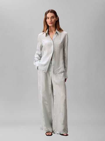 Calvin Klein Wide leg Pleat-front trousers in Blue