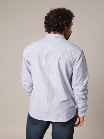 Coupe regular Chemise 'NATSU' Deeluxe en bleu