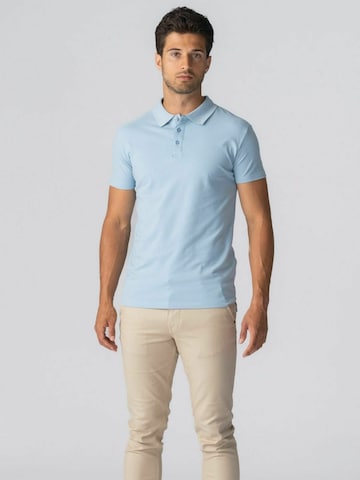Chemise ' Muscle Polo ' TEESHOPPEN en bleu : devant