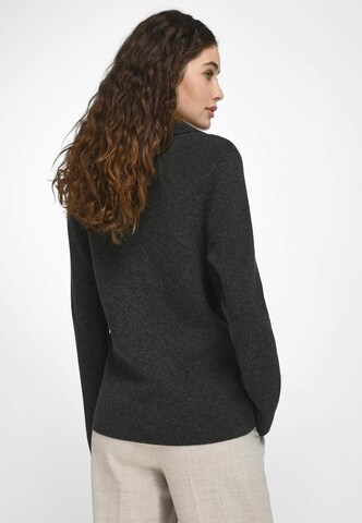 Peter Hahn Knit Cardigan in Grey