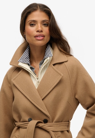 Superdry Tussenmantel in Bruin