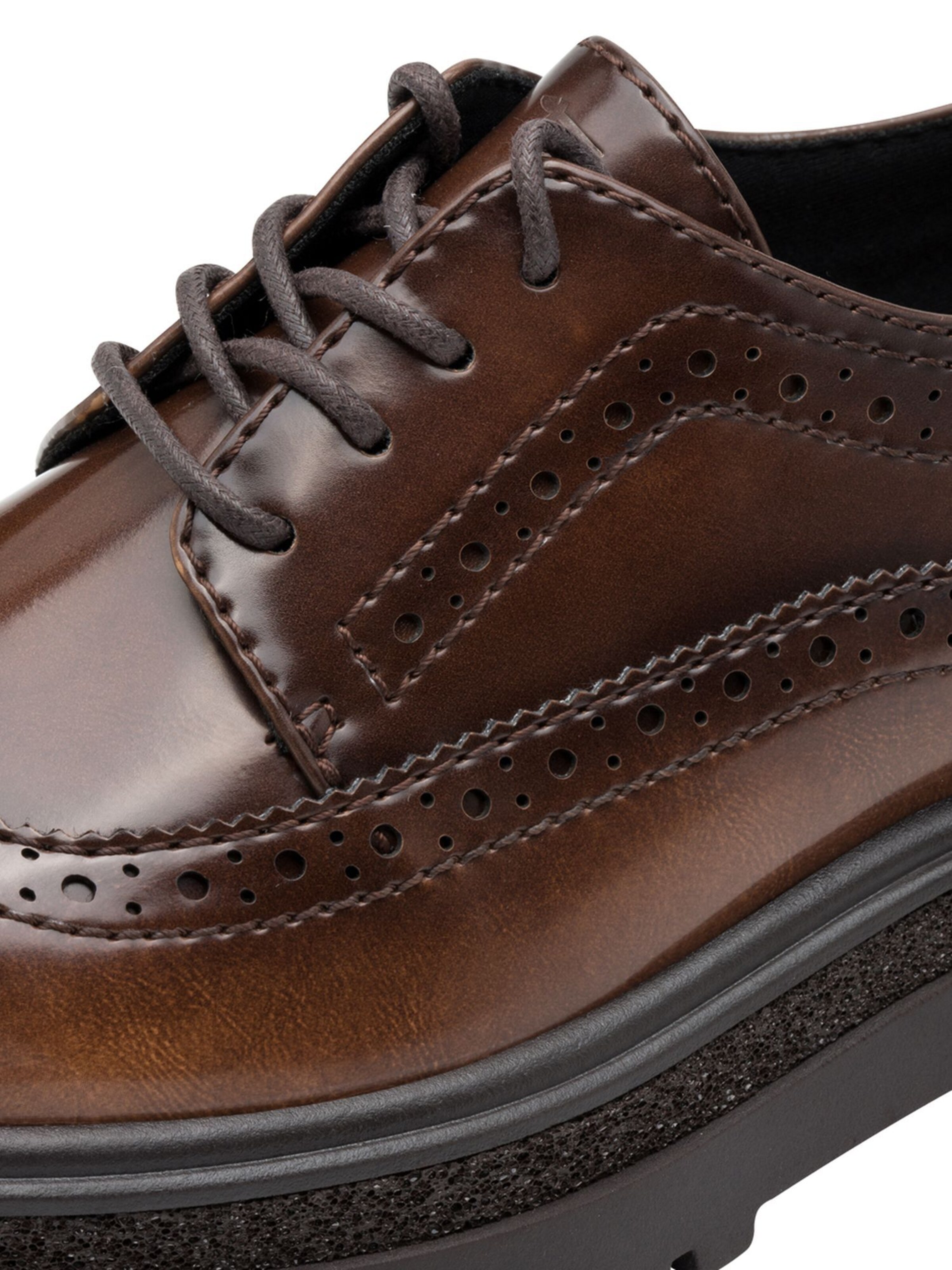Tamaris Lace-up shoe in Brown