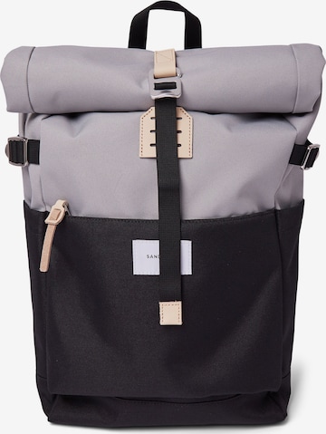 SANDQVIST Backpack 'Ilon' in Grey: front