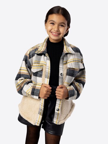 Solang Shirt in Beige: front