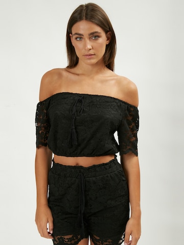 Influencer Blouse in Zwart: voorkant