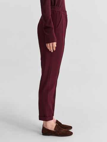 TATUUM Дънки Tapered Leg Панталон 'Sumko' в червено