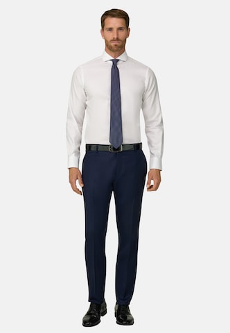 Coupe regular Chemise Boggi Milano en blanc : devant