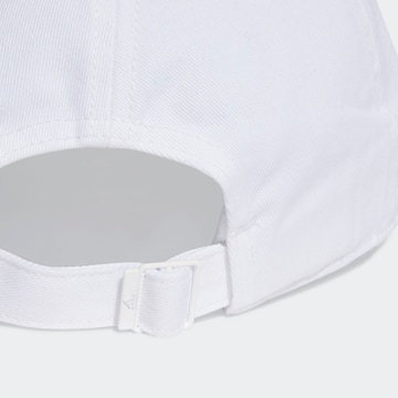 Casquette de sport ADIDAS SPORTSWEAR en blanc