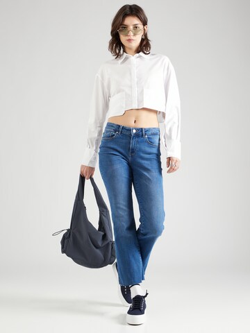 VERO MODA Flared Jeans 'SHEILA' in Blue