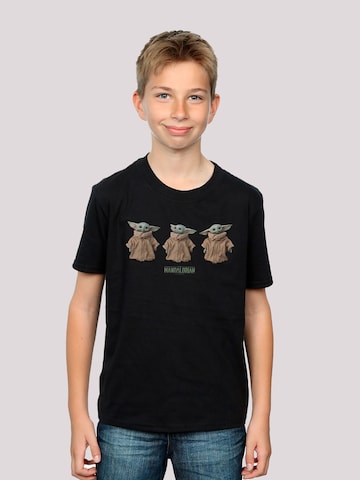 F4NT4STIC Shirt 'The Mandalorian Baby Yoda' in Zwart: voorkant