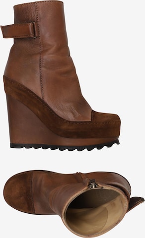 Acne Studios Stiefelette 40 in Braun: Vorderseite