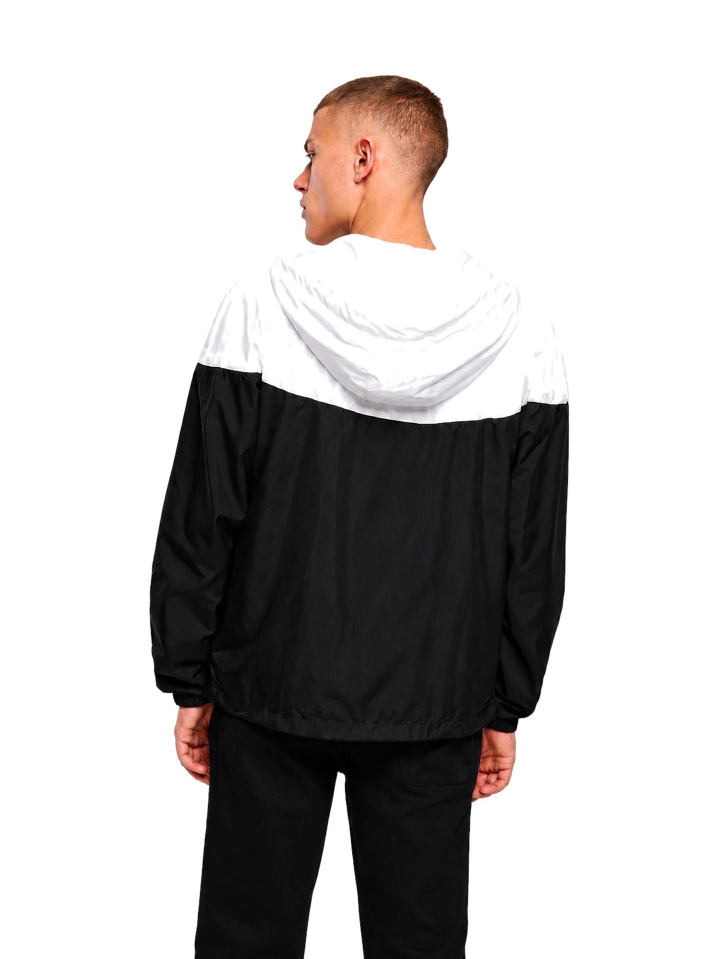 BRAXXON Performance Jacket 'BRAXXON Essential Windbreaker' in Black