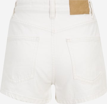 Cotton On Petite Regular Shorts in Weiß