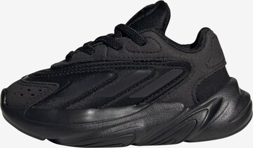 ADIDAS ORIGINALS Schuh 'Ozelia' in Schwarz: predná strana