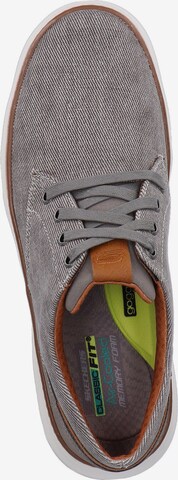 SKECHERS Sneaker in Grau