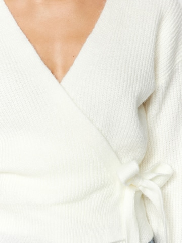 Trendyol Pulóver - bézs