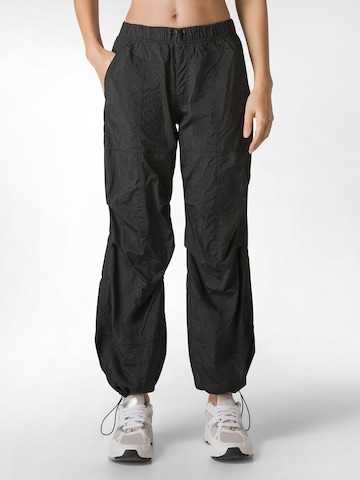DEHA Tapered Sportbroek in Zwart: voorkant