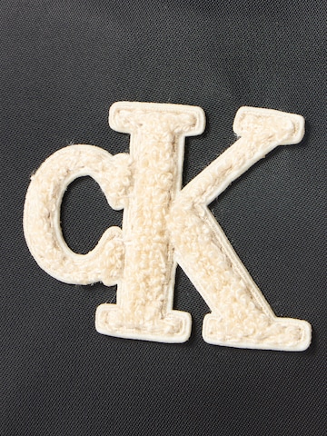 Calvin Klein Jeans - Mala em preto