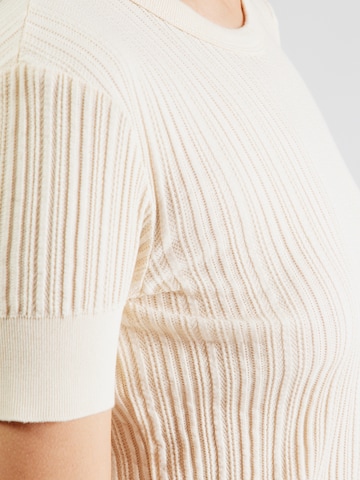 T-shirt 'KOALY' DRYKORN en blanc