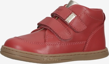 Kickers Sneakers in Red: front