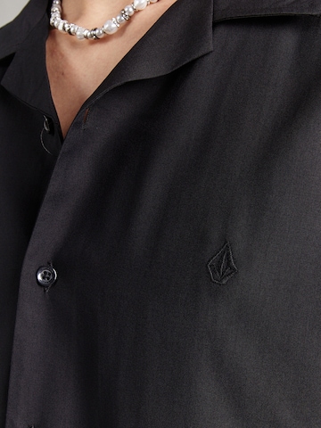 Volcom Regularny krój Koszula 'SINGLE STONE' w kolorze czarny