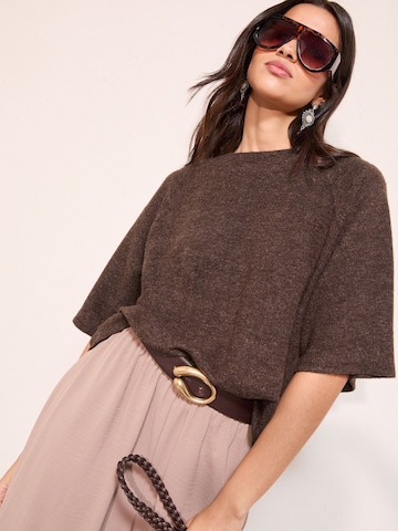 Friends Like TheseMajica - smeđa boja