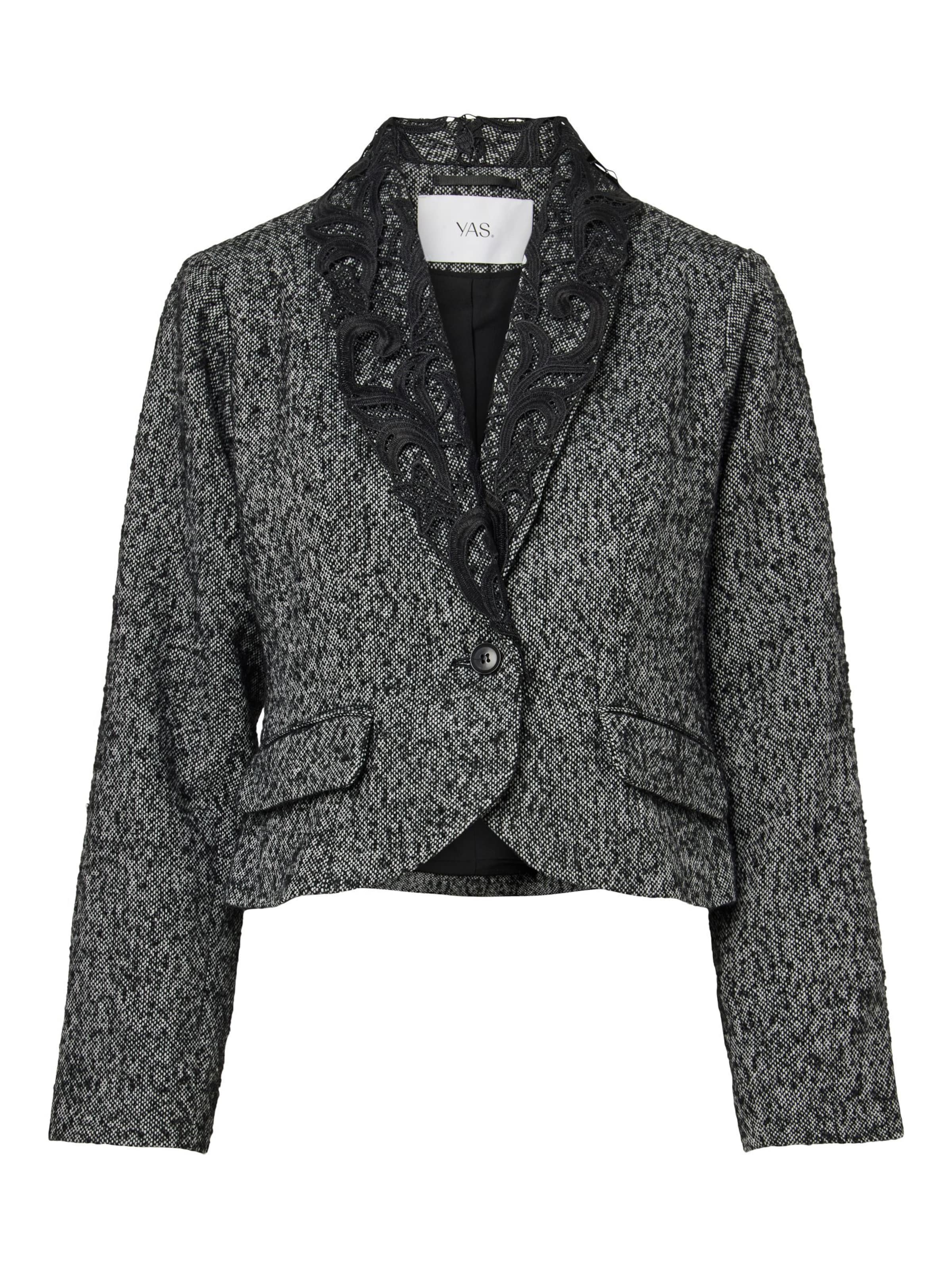 YAS Blazer in Black: front