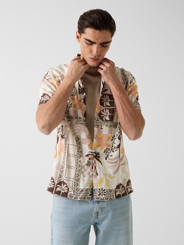 GUESS Regular fit Button Up Shirt in Beige: front