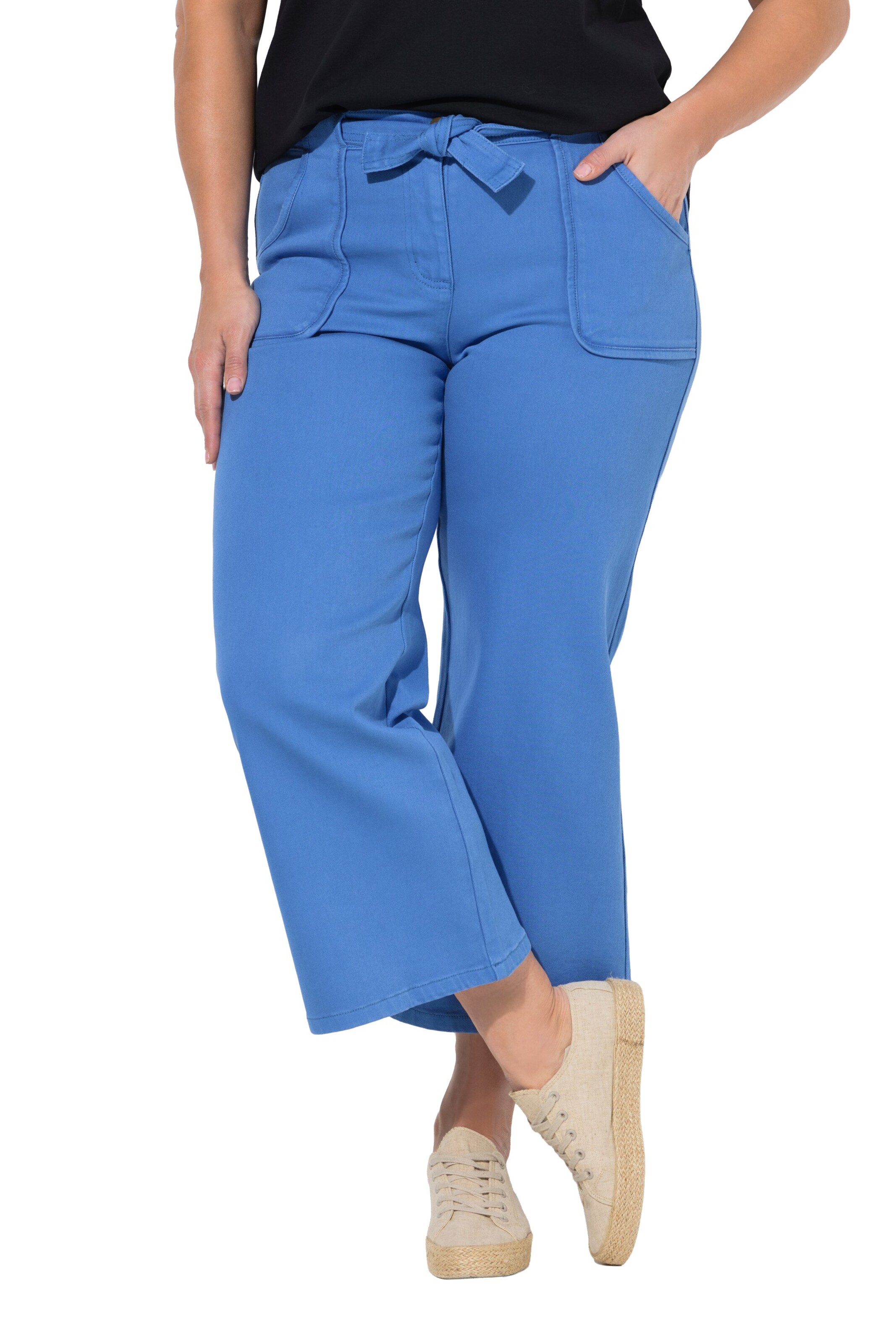 Ulla Popken Regular Jeans in Blau: Vorderseite