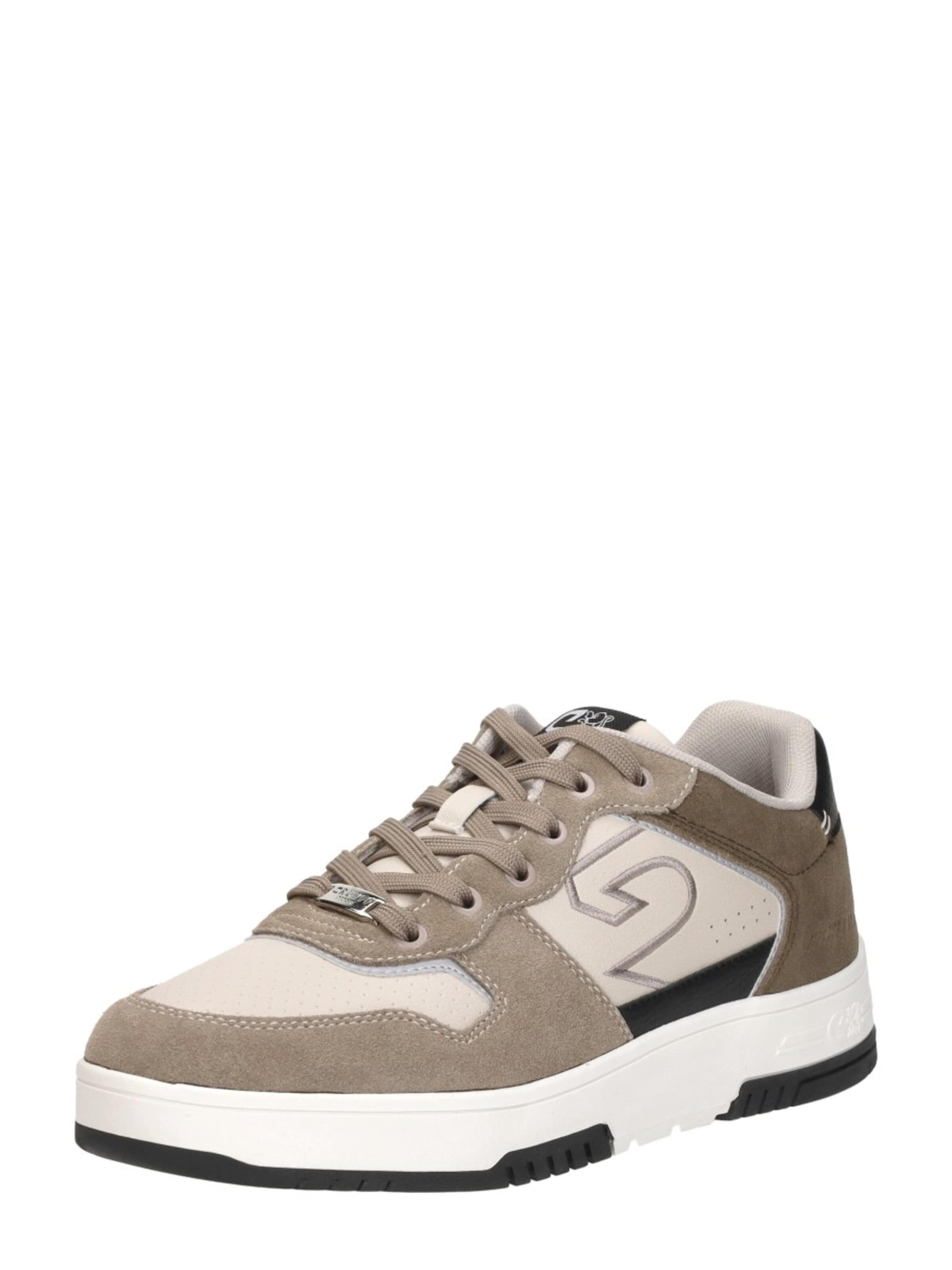 Cruyff Sneakers laag 'Royal C+' in Beige: voorkant