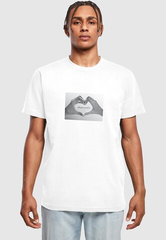 Maglietta 'Love SIgn' di Mister Tee in bianco: frontale